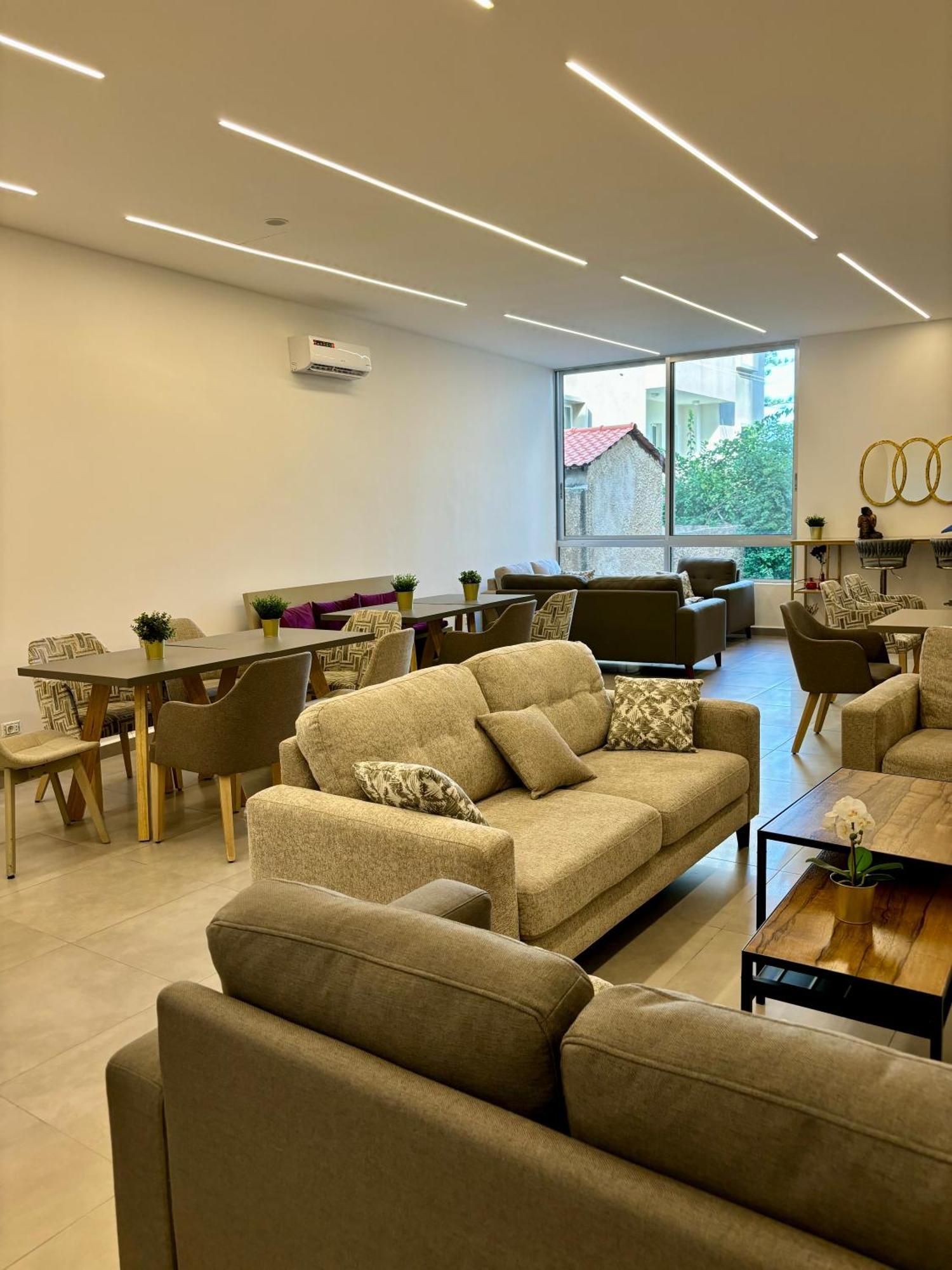 Byblostar Hotel Экстерьер фото
